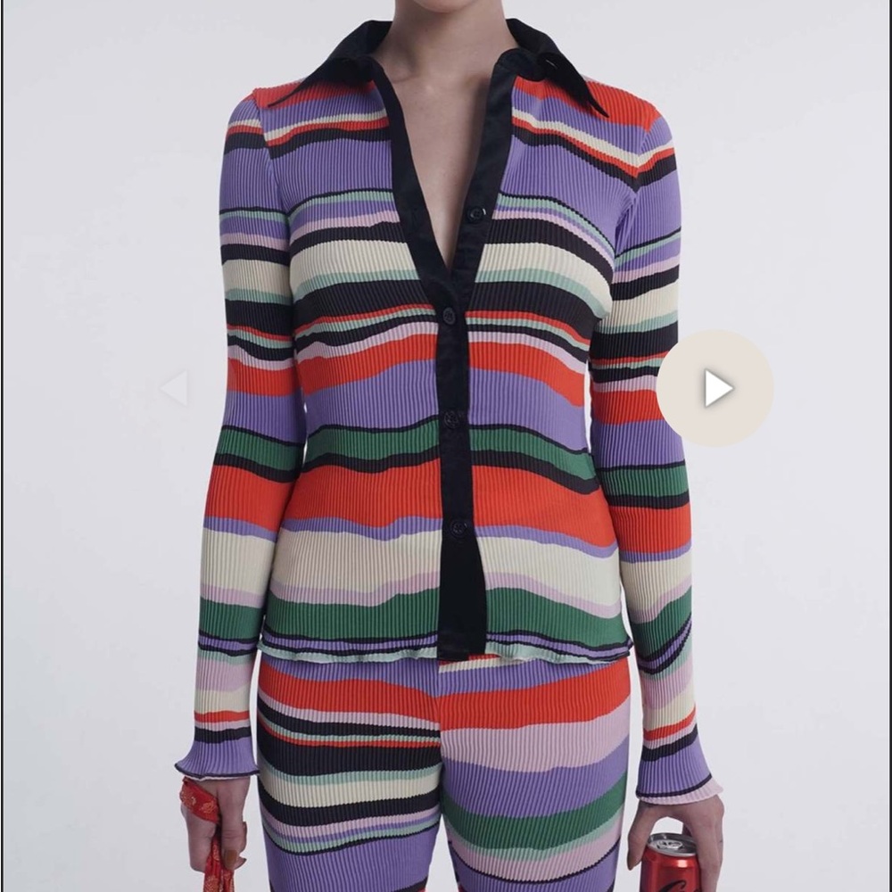 NWT Lisa Says Gah- Arthur Crimped Shirt in Circus